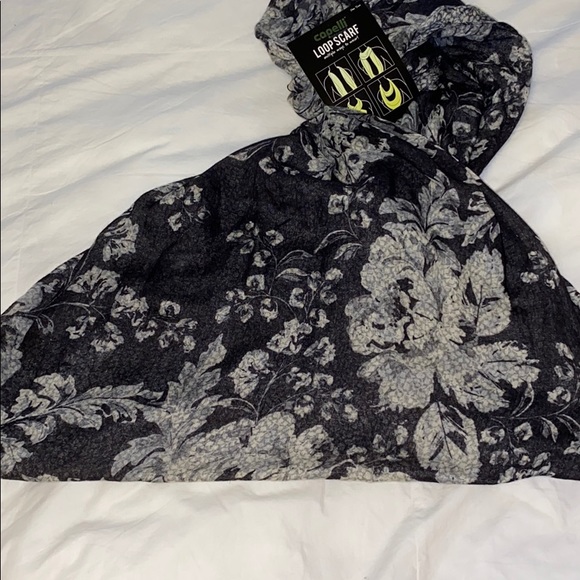 Infinity Scarf - Picture 3 of 5